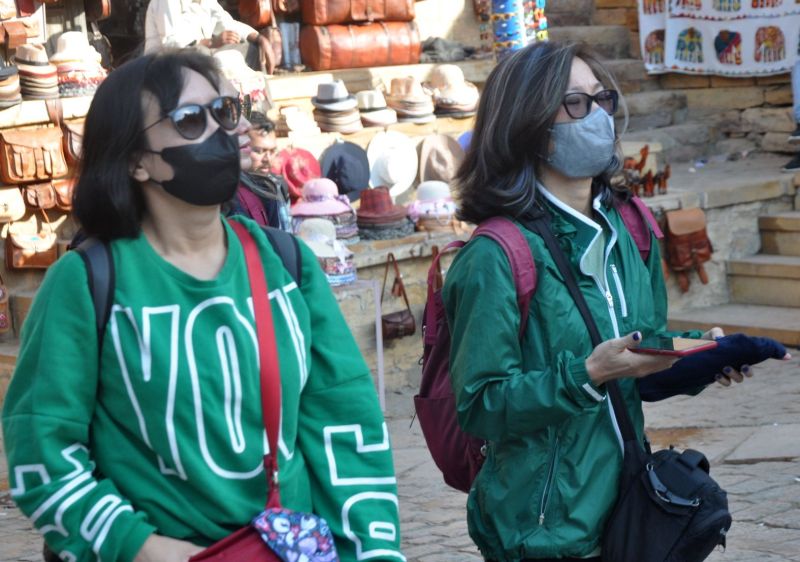 कोरोना की दहशत से पर्यटन पर मंडराये आशंका के बादल