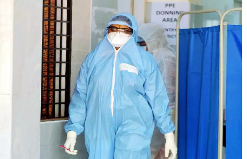 Coronavirus: कोरोना वायरस से बचना है तो तुरंत छोड़ने होंगे ये 7 काम