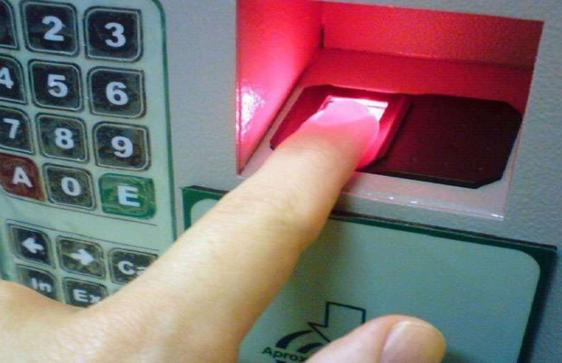 Coronavirus: दिल्ली सरकार का बड़ा फैसला, सरकारी दफ्तरों में बायोमेट्रिक अटेंडेंस पर लगाई रोक