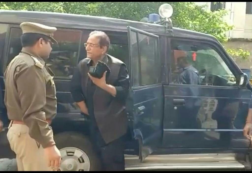 सपा के पूर्व मंत्री आज़म खान बरेली जेल में हुए शिफ़्ट