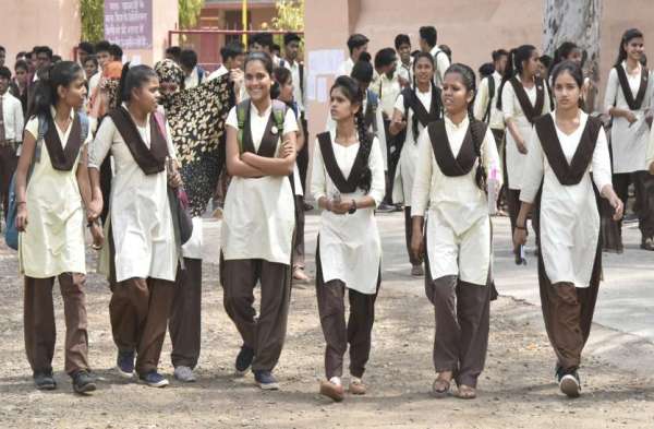 112 केंद्रो पर हुआ अंग्रेजी का पेपर, नहीं पहुंचे 538 विद्यार्थी