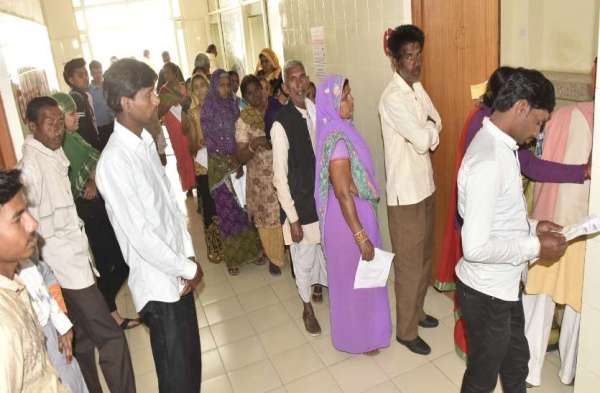 सर्दी-जुखाम के 30 फीसदी बढ़े मरीज