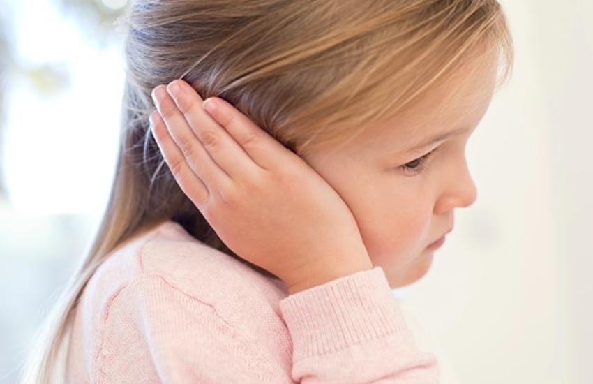 Ear Pain Causes, Symptoms And Treatment Remedies