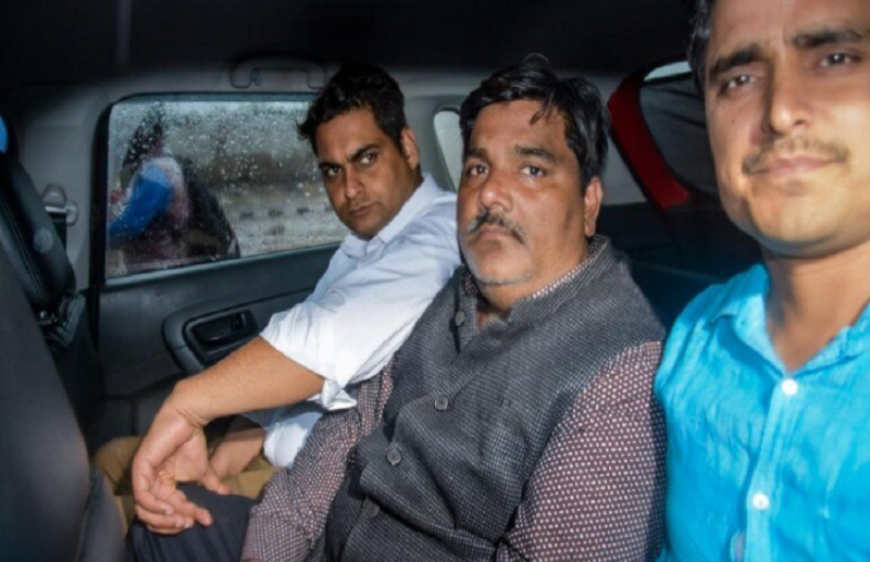 दिल्ली हिंसा: ताहिर हुसैन की लाइसेंसी पिस्टल बरामद