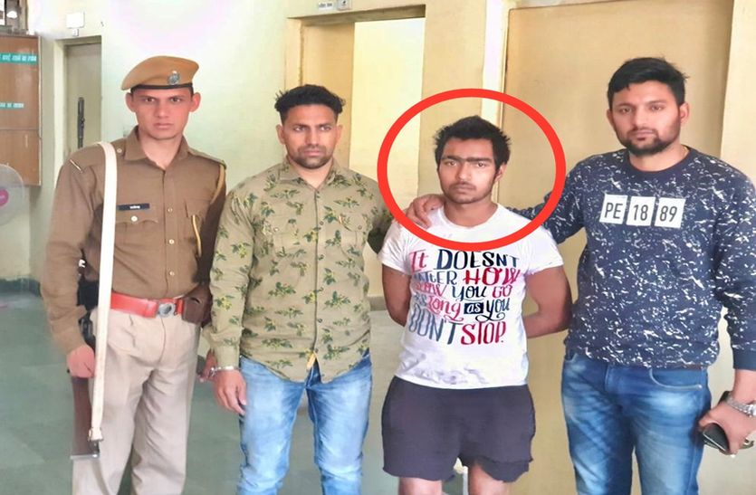 मेडिकल स्टोर में चोरी का आरोपी गिरफ्तार