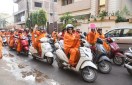 नारी शक्ति को दिखाने महिलाओं ने निकाली स्कूटर रैली