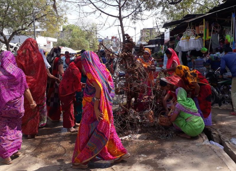 भक्त प्रहलाद की नगरी में पहले पूजन, फिर होता होलिका दहन