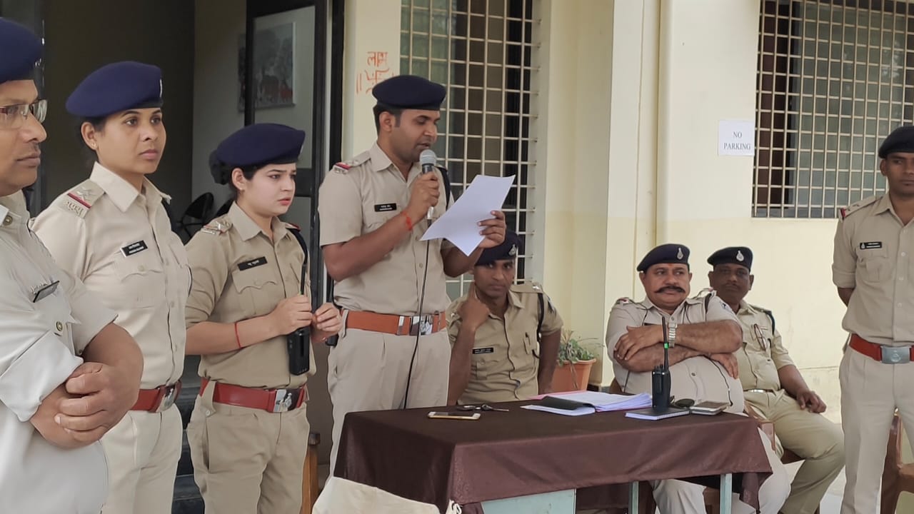 पुलिस ने बनाए आधा सैकड़ा चेकिंग पाइंट