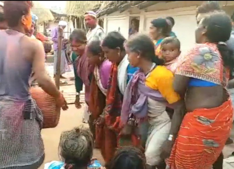 Baiga tribe community celebrates unique Holi