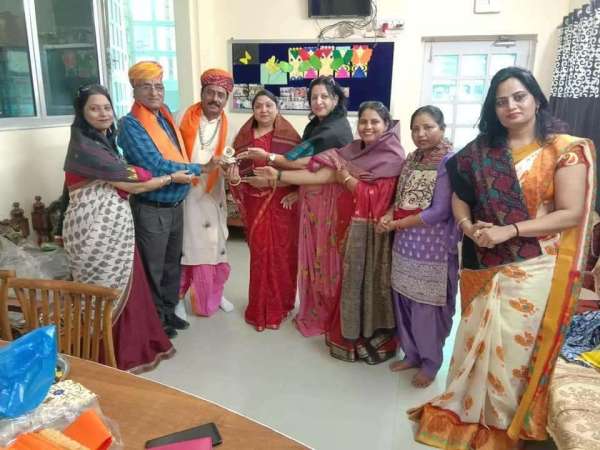 Happy Holi 2020 : Women honored on Holi and Women's Day