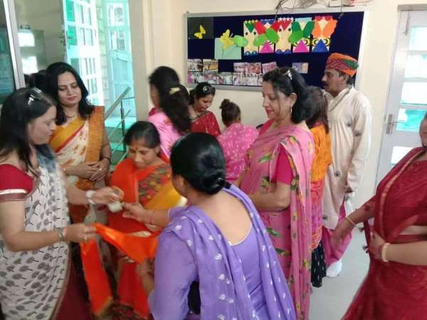 Happy Holi 2020 : Women honored on Holi and Women's Day