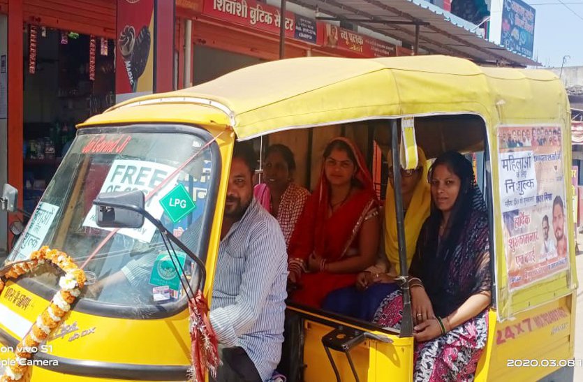 Youth drove an auto for International Women's Day