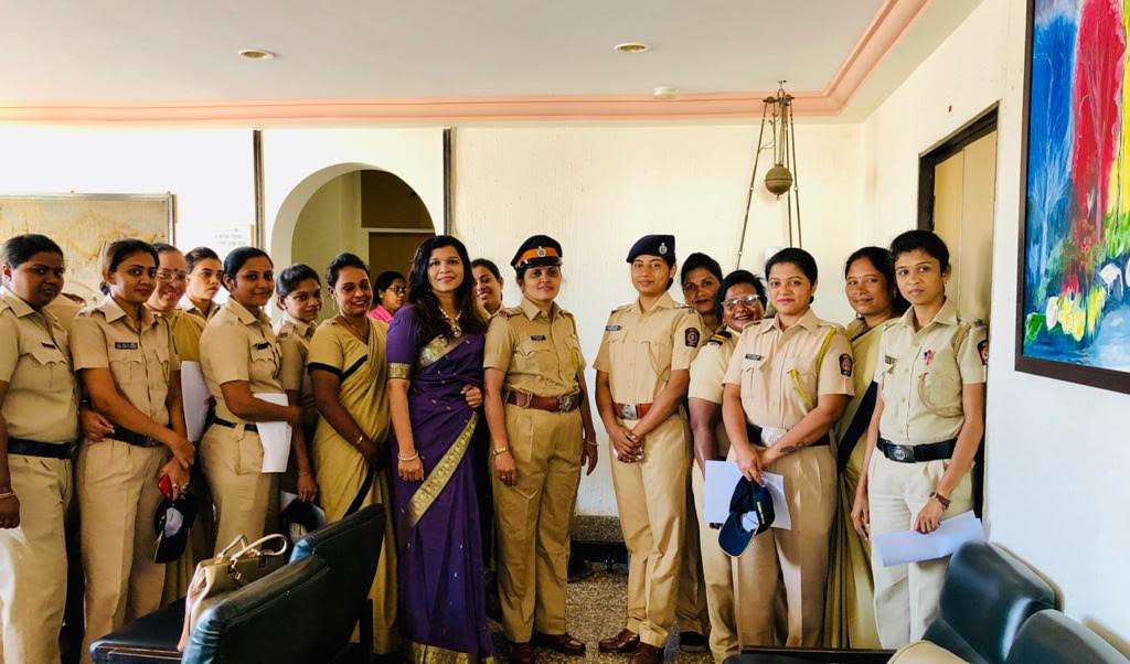 विश्व महिला दिवस : महिला पुलिस कर्मियों के लिए गर्भाशय स्तन कैंसर जांच शिबिर