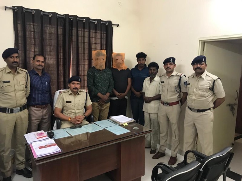 फर्जी डॉक्टर के तीन और कारनामे आए सामने, सुई की मदद से मुंह से चूसकर निकलता था यूरिक एसिड