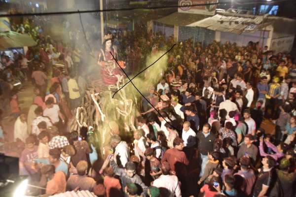 होली में जलाई बुराईयां, शहर में जगह-जगह हुआ होलिका दहन