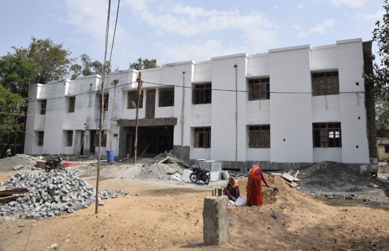 ग्रामीण छात्र-छात्राओं की आवास के लिए नहीं रूकेगी पढ़ाई, नए सत्र के लिए हो रहे दो छात्रावास तैयार