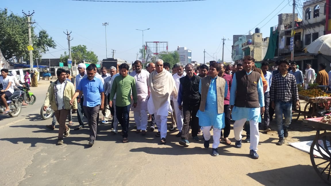किरोड़ी थाने पहुंचे, माल बरामद करने का दिया निर्देश