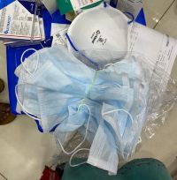 कई दवा विक्रेताओं को नोटिस, मास्क की कालाबाजारी का आरोप