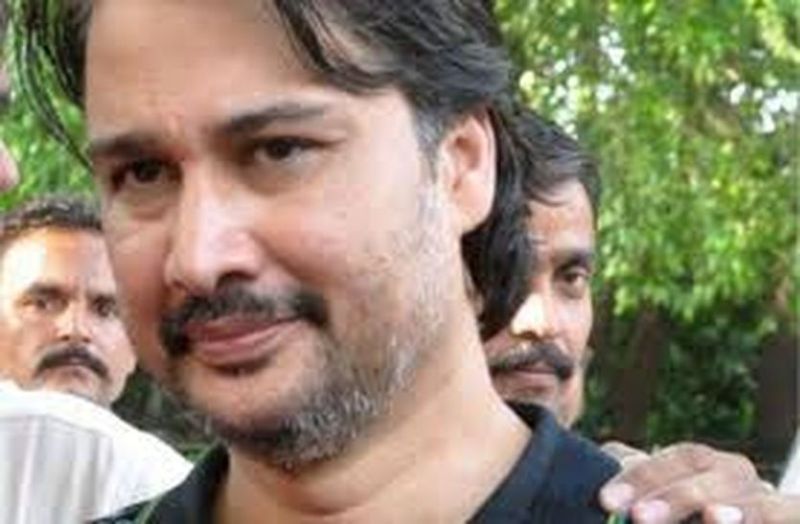 चंपू-निलेश अजमेरा, निखिल कोठारी व हैप्पी पर 30-30 हजार का इनाम