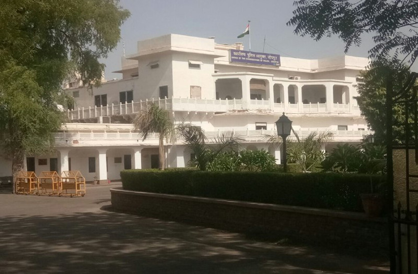 नौ थानाधिकारी बदले, तीन निरीक्षकों को यातायात का जिम्मा सौंपा
