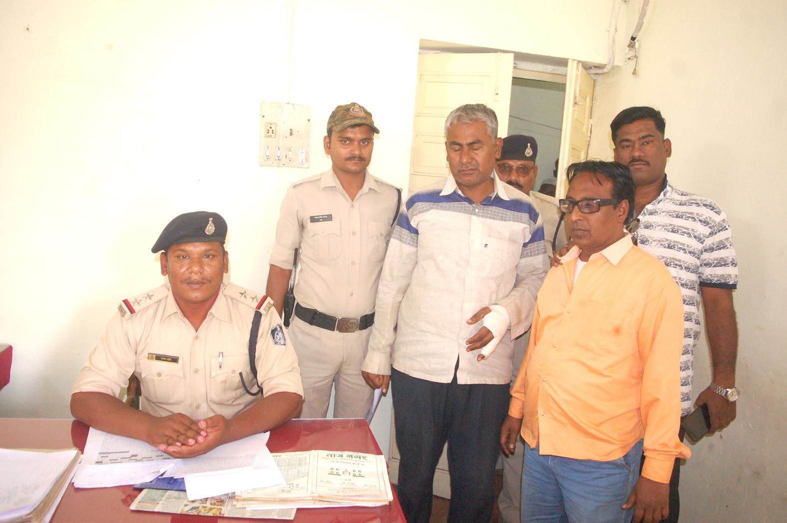  FIR on three people again for cutting illegal colony, two arrested, one absconding