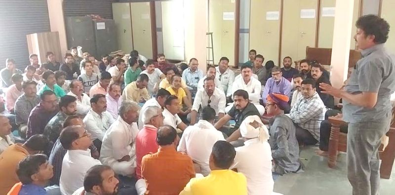 आर्थिक रूप से कमजोर परिवारों की करेंगे मदद, खर्चीली शादियों पर लगाएंगे रोक