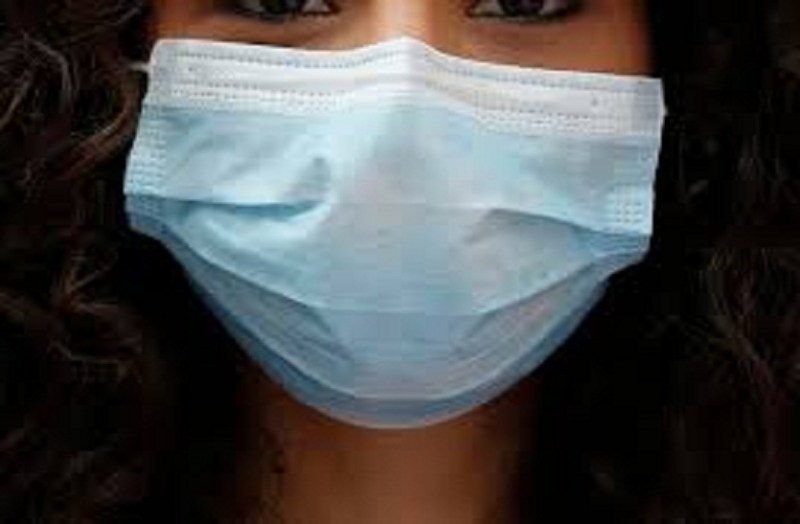 नियम विरुद्ध तैयार किए गए दो फर्मों पर मास्क के 5 हजार 222 नग किए जब्त