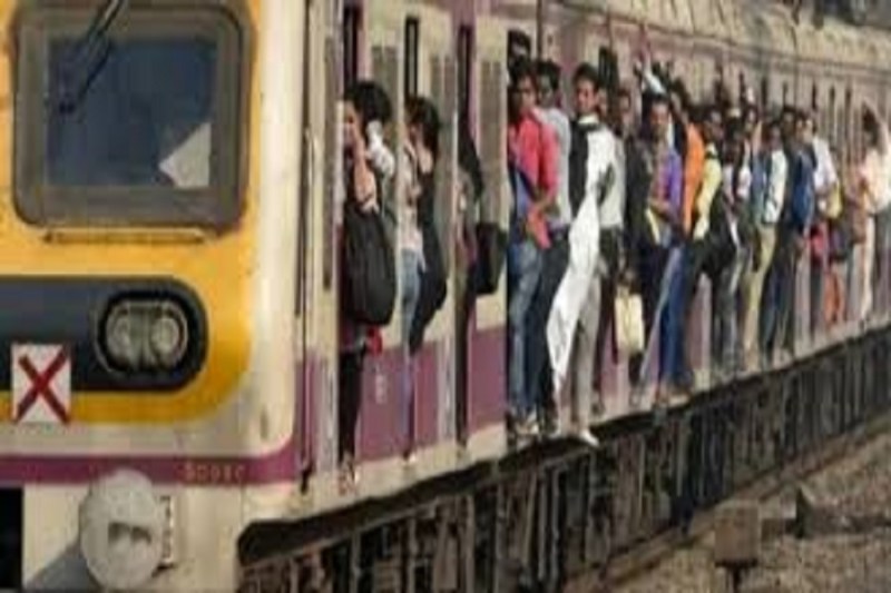 Maha corona: ...तो लोकल ट्रेन और बस होगी बंद , सरकारी कार्यालय अभी खुले रहेंगे , छुट्टी नहीं .