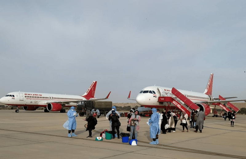 भारत में बढ़ सकती हैं कोरोना मरीजों की संख्या, ईरान से 205 भारतीय और पहुंचे