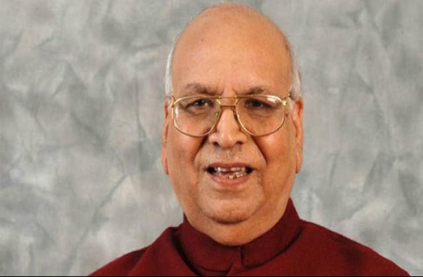 मंत्रियों के विभागों को फिर बदलना चाहा सीएम ने, गवर्नर ने फाइल रोकी