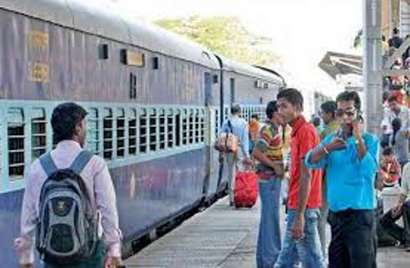 आज से जोधपुर समेत 13 स्टेशनों का प्लेटफॉर्म टिकट 50 रुपए