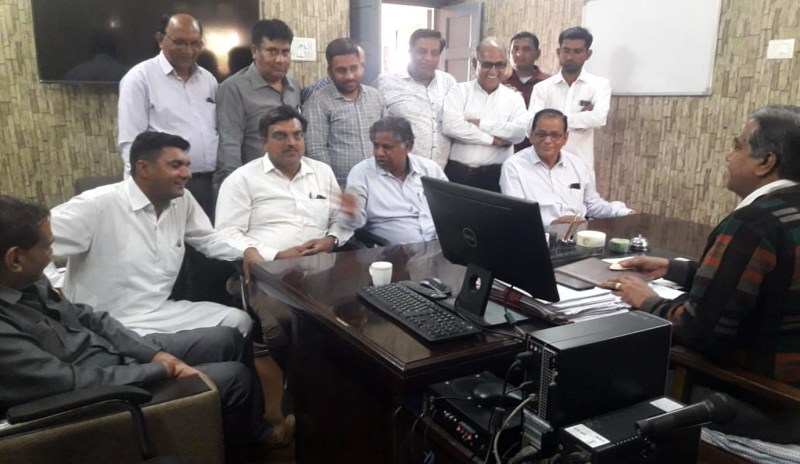 कोरोना को लेकर फल-सब्जी की दुकानों पर बढ़ी ग्राहकी