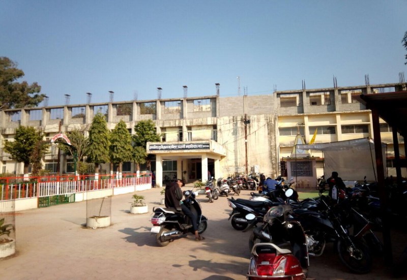 गृह विज्ञान महाविद्यालय में डेढ़ वर्ष बाद भी तैयार नहीं स्मार्ट क्लास और लैब