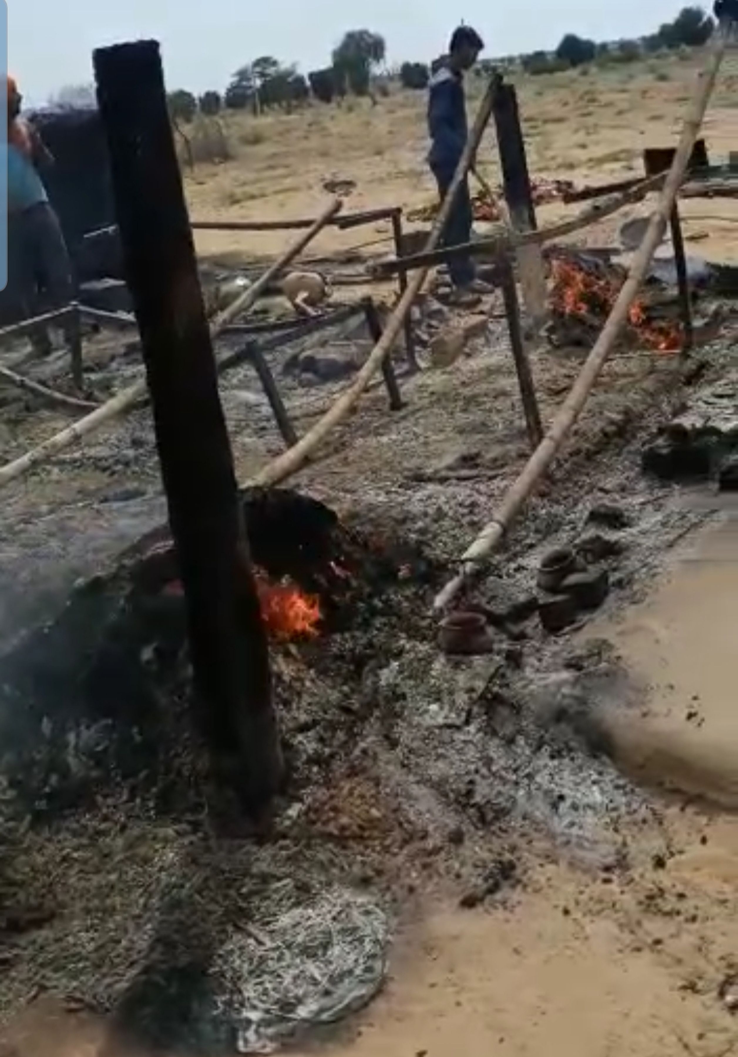 ढाणी में लगी आग लाखों की नकदी व सामान जला