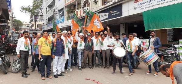 CM Kamal Nath resigns