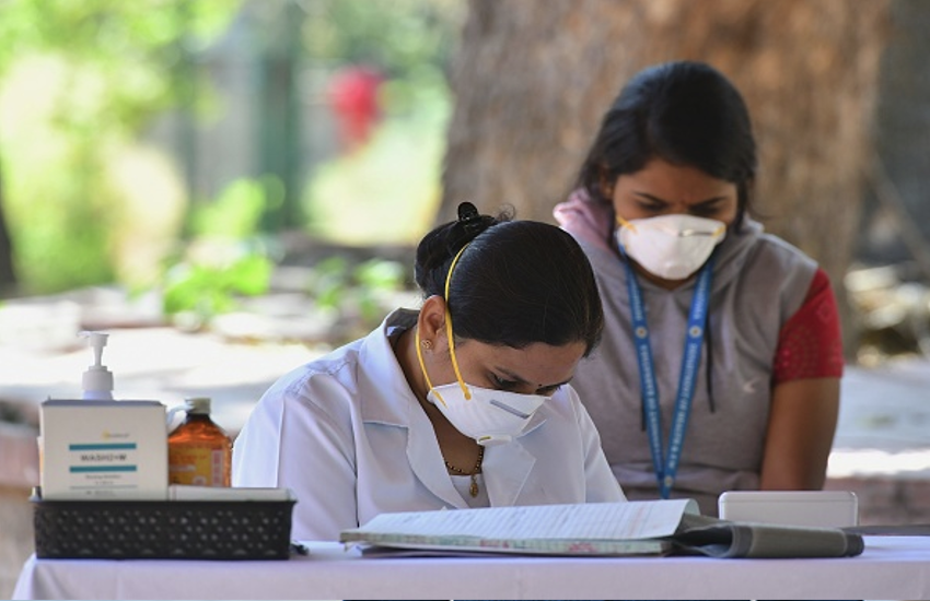 #COVID-19: Indian Doctors demand To Pm Modi For equipment not for clap
