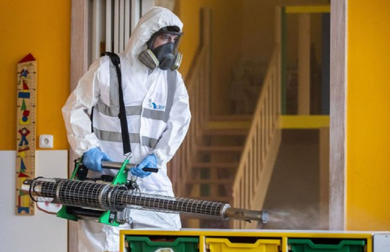 कोविड-19: जाने किन वस्तुओं पर कितने समय तक जिंदा रहता है कोरोना वायरस?