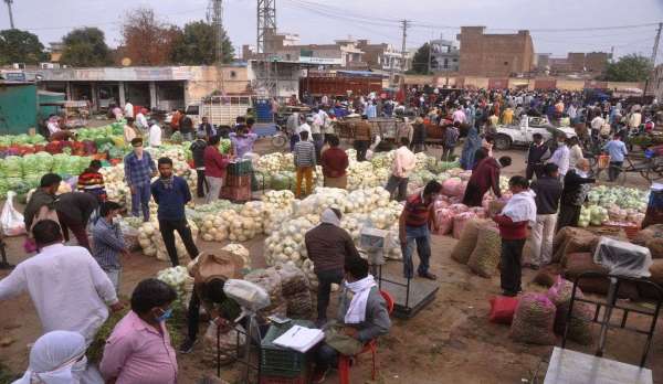 श्रीगंगानगर.लॉक डाउन में अब अधिक सख्ती, वाहनों की आवाजाही पर रोक.......देखें खास तस्वीरें