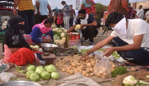 श्रीगंगानगर.लॉक डाउन में अब अधिक सख्ती, वाहनों की आवाजाही पर रोक.......देखें खास तस्वीरें