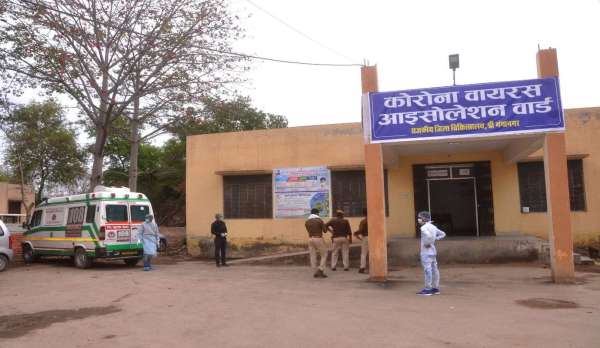 श्रीगंगानगर.लॉक डाउन में अब अधिक सख्ती, वाहनों की आवाजाही पर रोक.......देखें खास तस्वीरें