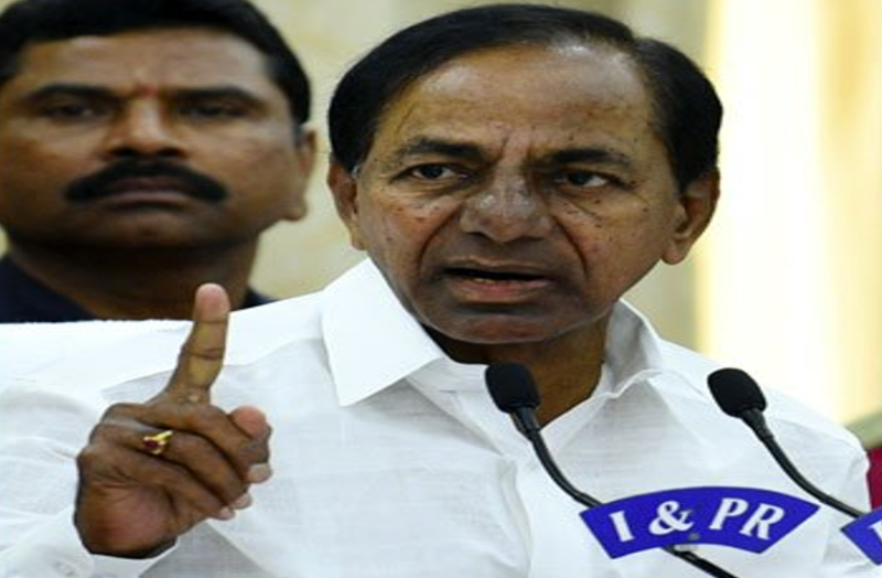 तेलंगाना में रात का कर्फ्यू लागू, सीएम ने गायब नेताओं को लताड़ा