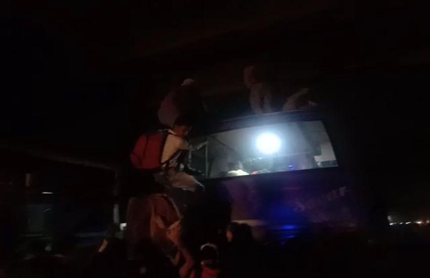 bus.jpg