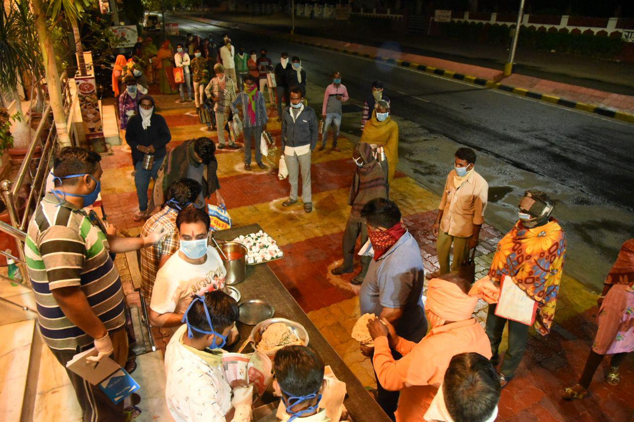 people are helping needful during lockdown situations in rajasthan