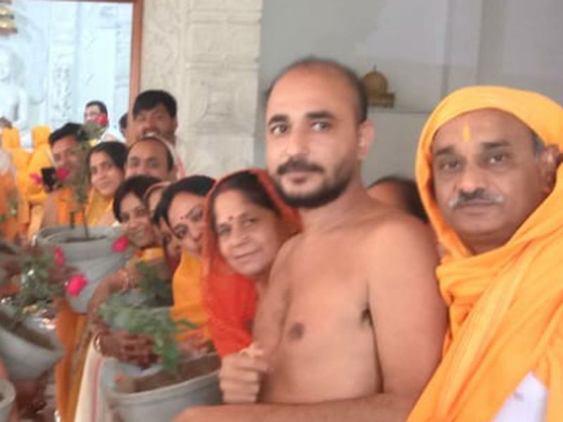 मुनि पूज्य सागर ने प्रधानमंत्री को किया ट्वीट