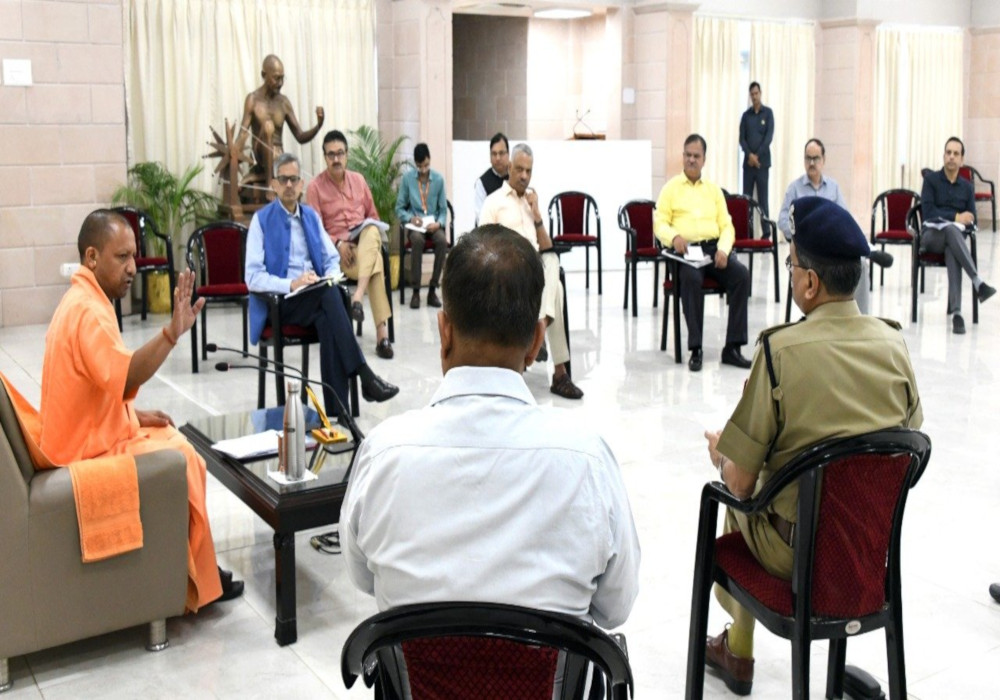 CM Yogi Adityanath meeting
