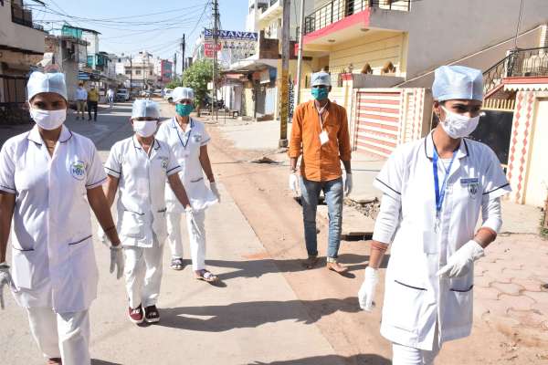 पुलिस ने कोरोना फाइटर टीम के साथ किया मॉक ड्रिल, देखें फोटो में