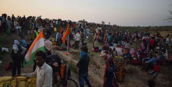  Border seal of Rajasthan, what is the situation of people stranded on the Baratha border ..