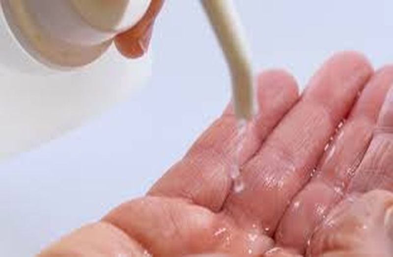 अगर नहीं है घर में सैनिटाइजर तो ना हो परेशान-  ये करें देसी उपाय