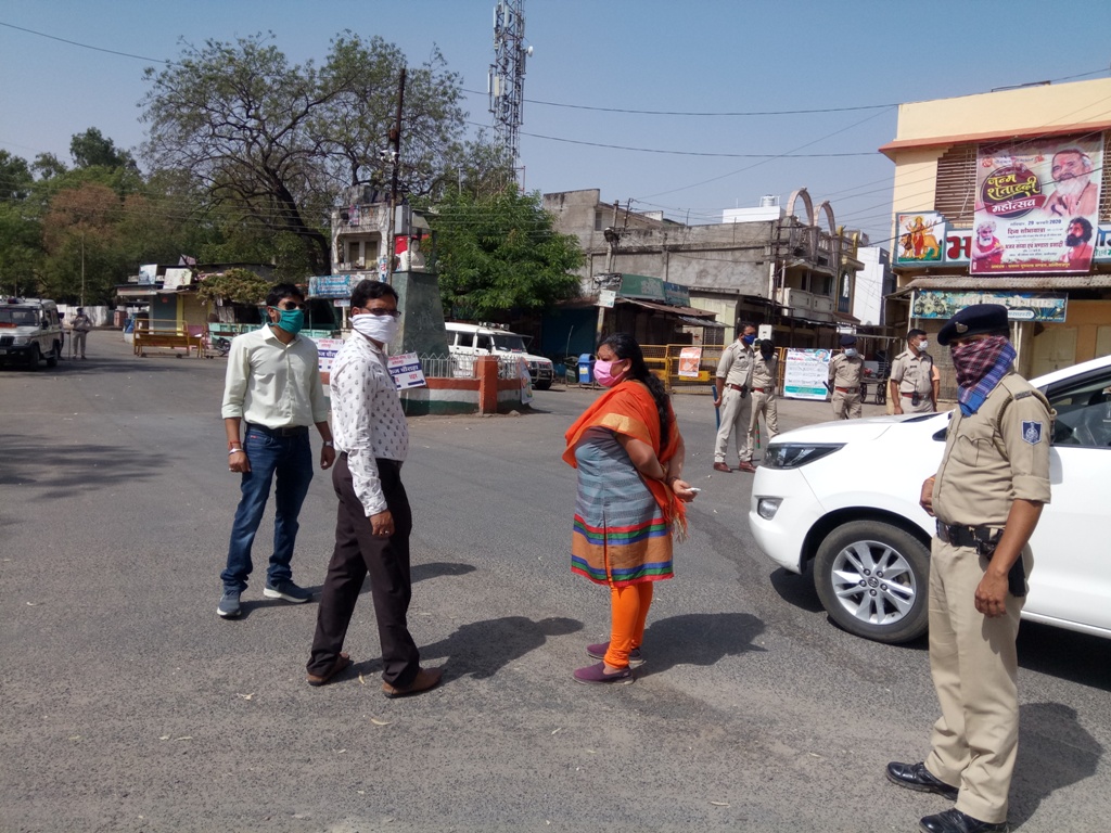 आलीराजपुर जिले में कोरोना वायरस के पांच संदिग्ध मिलने पर कलेक्टर-एसपी हरकत में आए