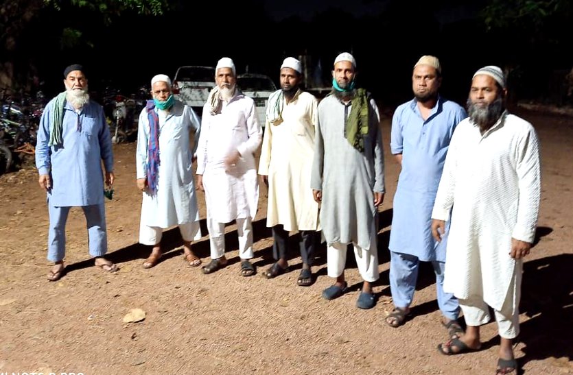 निजामुद्दीन मरकज से लौटे महाराष्ट्र के सात और जमाती छुपे मिले मस्जिद में, लोगों की सूचना पर पहुंची पुलिस